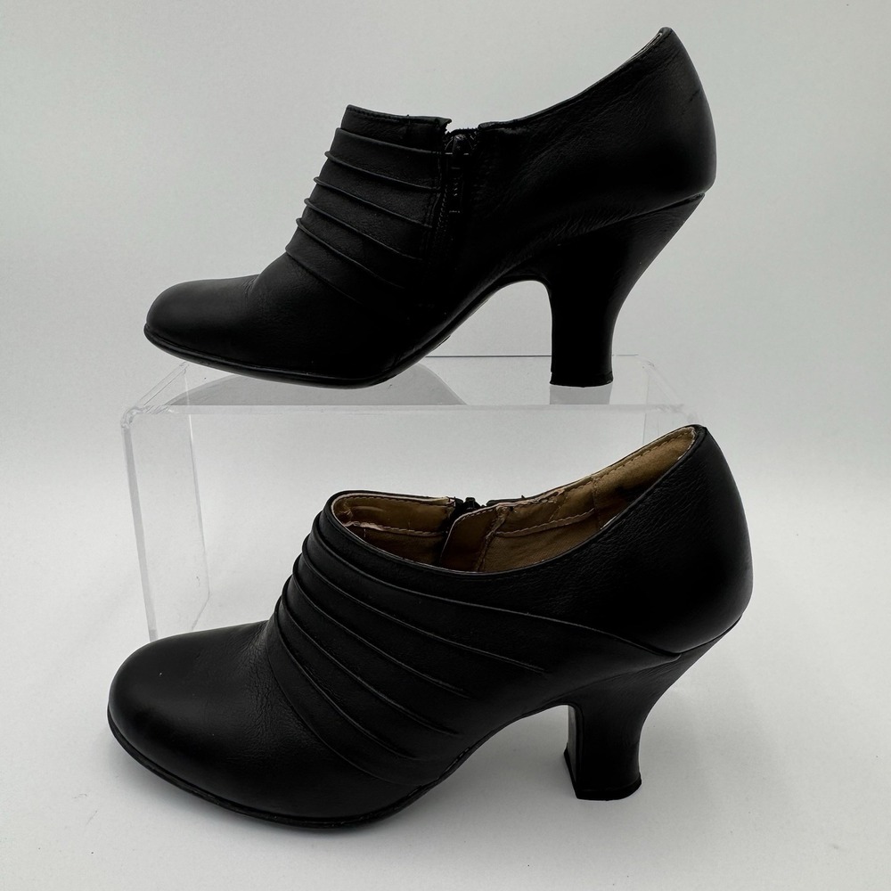 Strictly Comfort Heeled‎ Black  US Size 8